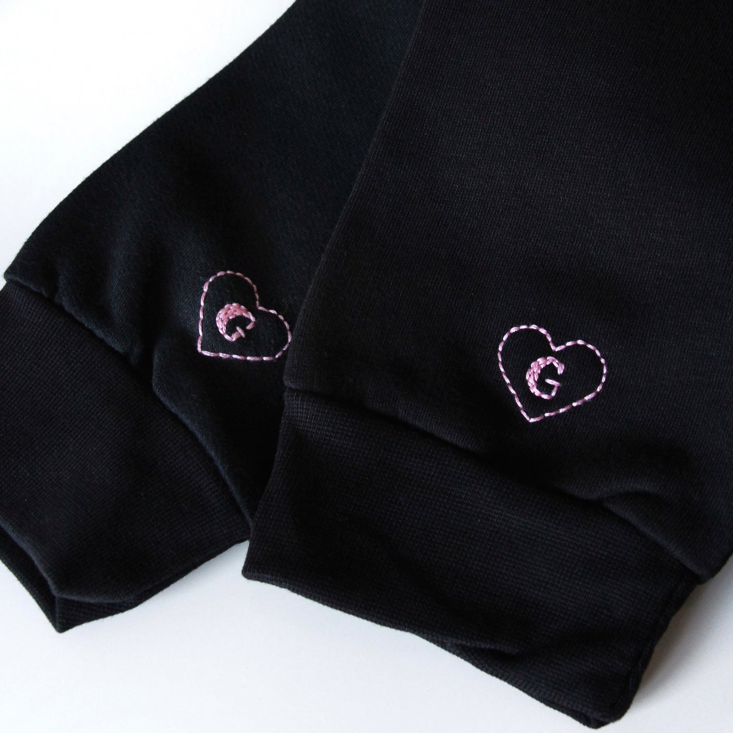 Sweat "Lettre dans coeur"