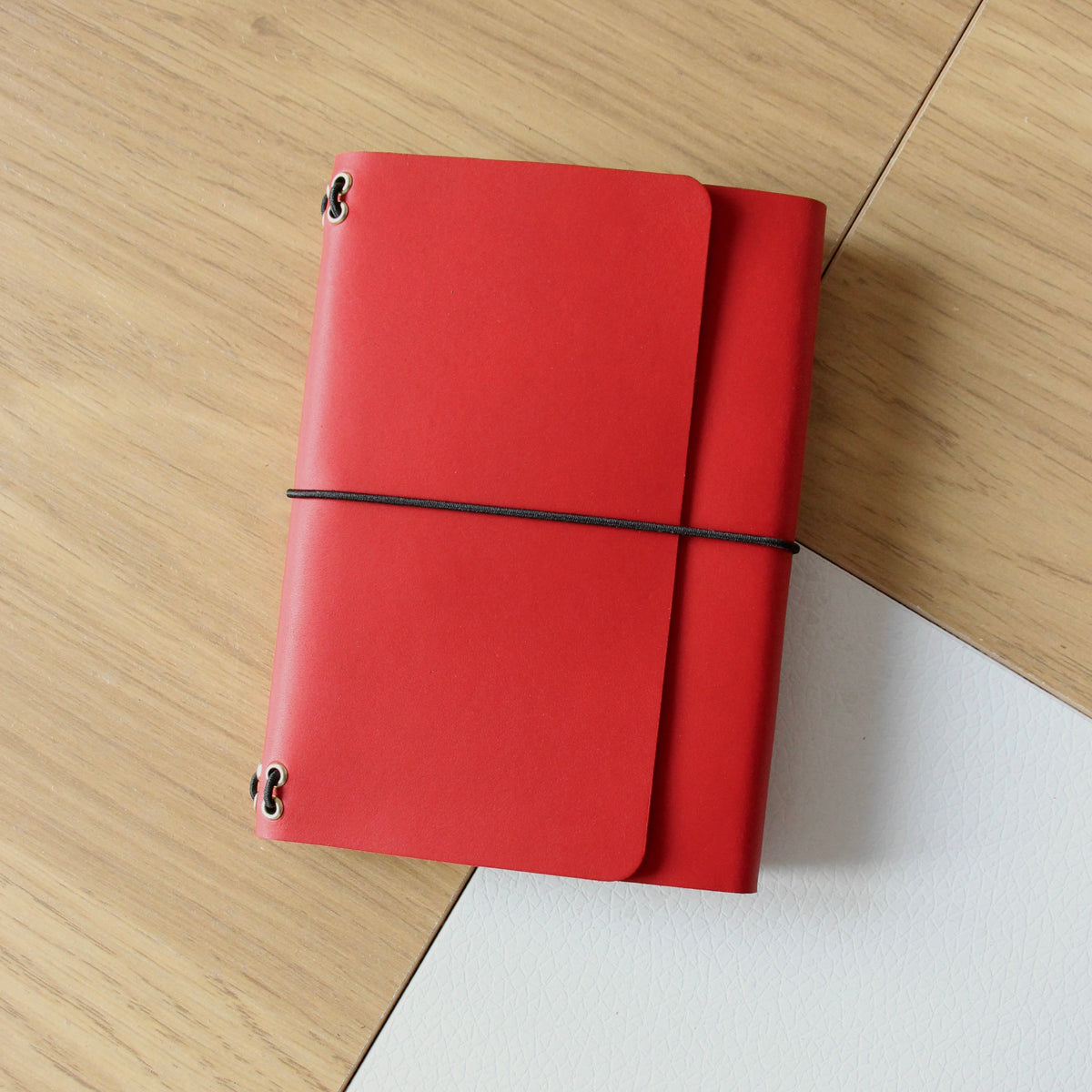 [Imparfait] Pocket passeport rouge (12,5 x 9 cm)